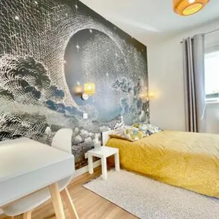 The Wild I Close To Downtown And The *