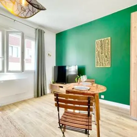 The Wild I Close To Downtown And The Διαμέρισμα Σαιν-Ναζαίρ