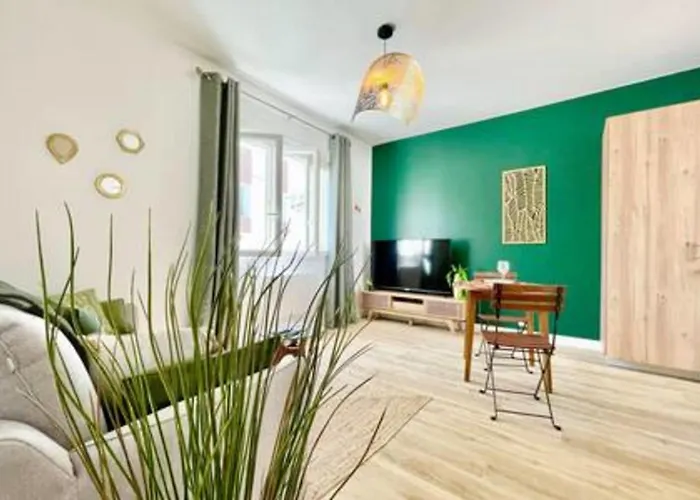 The Wild I Close To Downtown And The