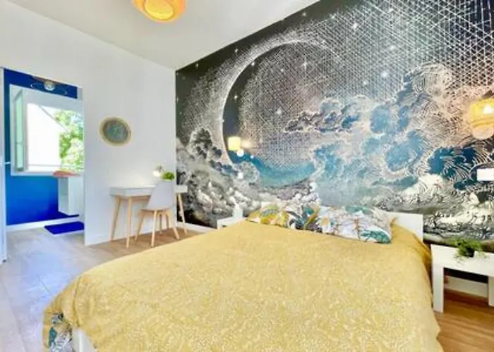 The Wild I Close To Downtown And The *